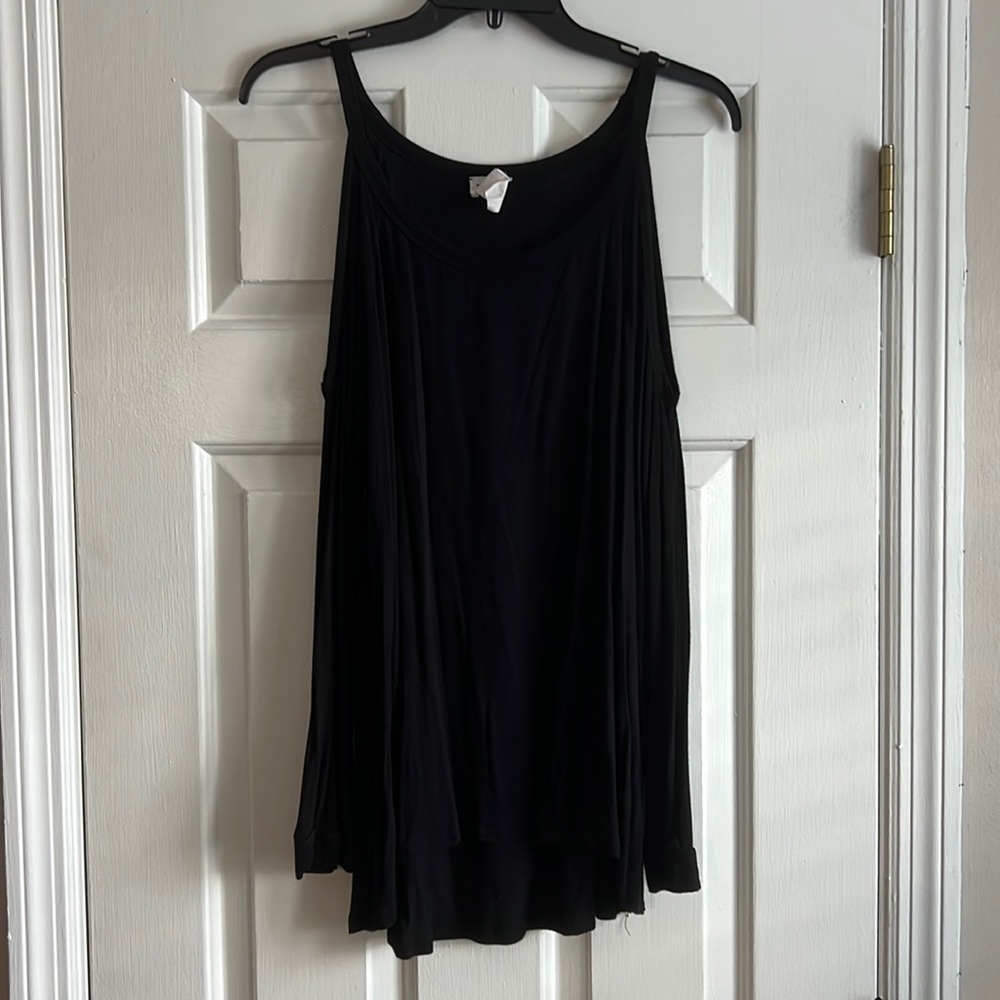 Tobi Women’s Large Black Long Sleeve Top w/ Open Shoulder